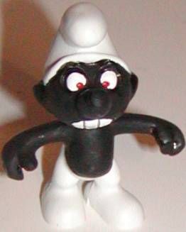 20007 Angry Smurf (small mold, black teeth) SMURFS MINT  