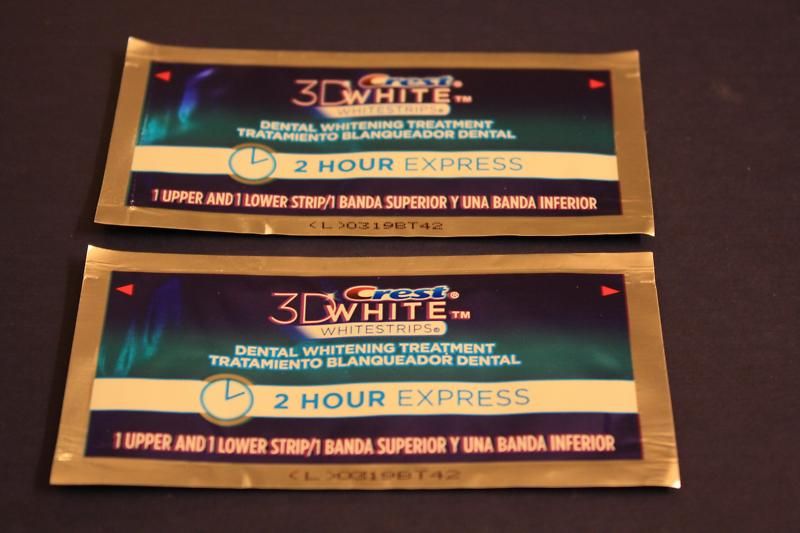 Crest 3D 2 Hour Express White strips whitening formula  