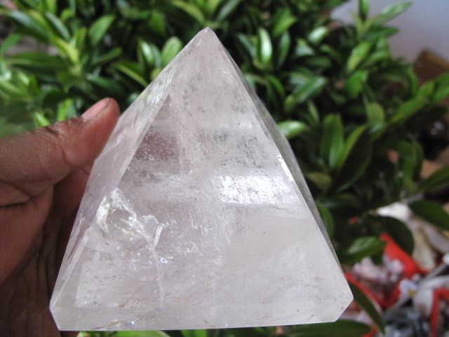 71lb NATURAL TRANSPARENT QUARTZ CRYSTAL PYRAMID HEALING  