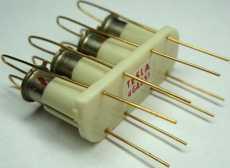 High End Gold Germanium Diodes GAZ51 Tested    Fuzz  