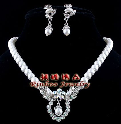 1set frugal plastic pearl necklace earrings for wedding  