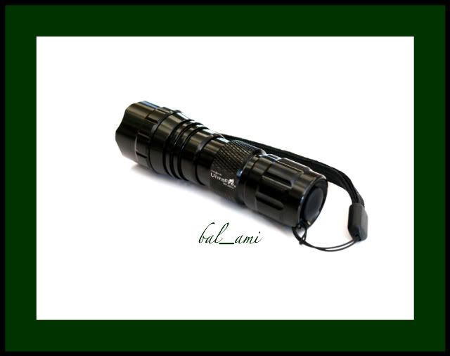 UltraFire 300 Lm 5Mo CREE XP G R5 LED Torch+Charger Set  