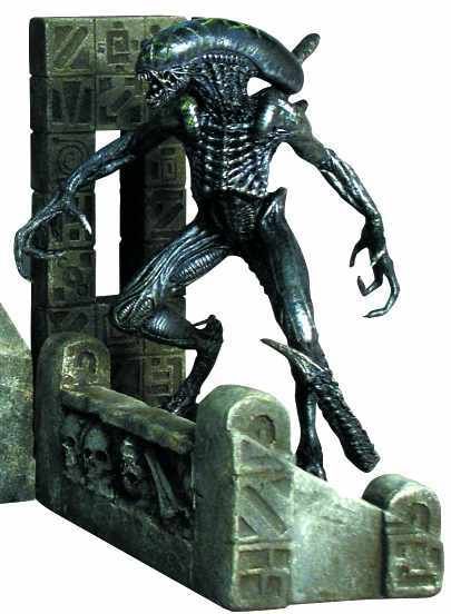 Palisades SOTA Alien Vs Predator Grid Alien Statue  