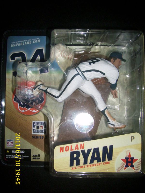 McFARLANE MLB 3 NOLAN RYAN CHASE VARIANT FIGURE  