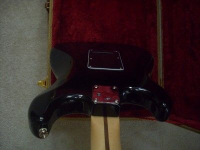 FENDER STRATOCASTER DELUXE PLAYER BLACK TEXAS ROADHOUSE 2009 + TWEED 