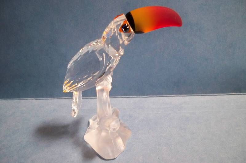 SWAROVSKI CRYSTAL TOUCAN 234311 RETIRED 2009 MIB COA  