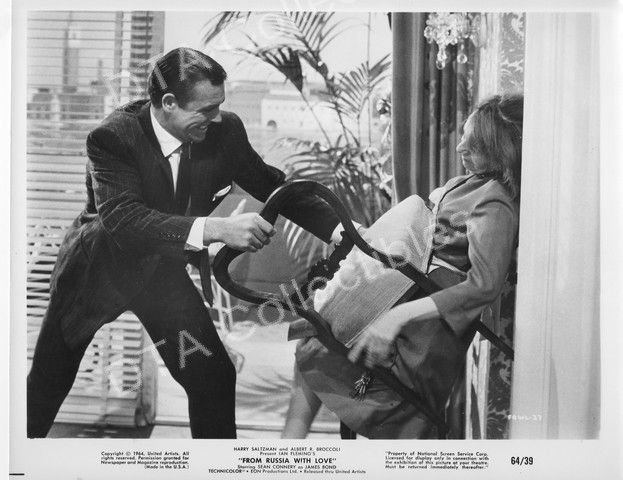 FROM RUSSIA WITH LOVE SEAN CONNERY B&W 8x10 STILL  