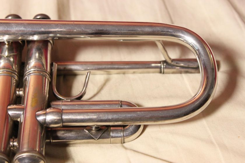 Bach Stradivarius Model 37 ML Professional Trumpet NICE  