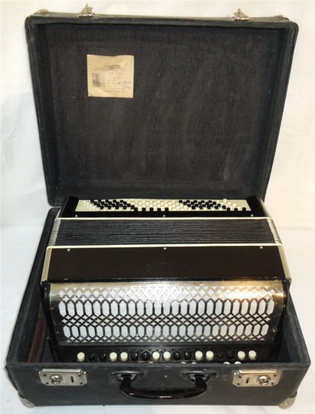 OLD Classic Russian Button ACCORDION BAYAN LENINGRAD  