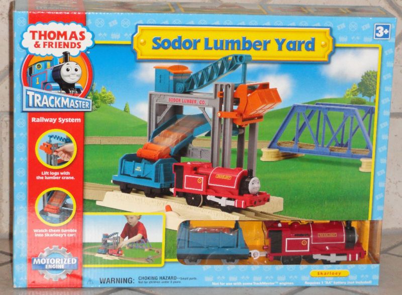 THOMAS & FRIENDS TRACKMASTER SODOR LUMBER YARD SET  