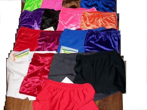 BN Gymnastic/Dance Shorts velour/Lycra 4   16 (24 36)  