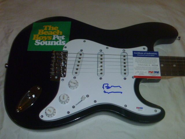 BRIAN WILSON SIGNED GUITAR THE BEACH BOYS PSA DNA PROOF  