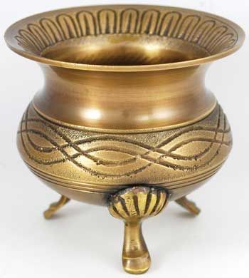 SMALL BRASS CELTIC CAULDRON pagan wiccan ritual  