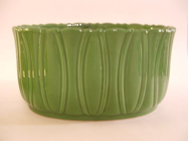 NAPCOWARE VINTAGE GREEN CERAMIC POTTERY PLANTER VASE  