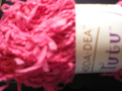 SK MODA DEA TUTU FRINGE YARN   RASPBERRY  