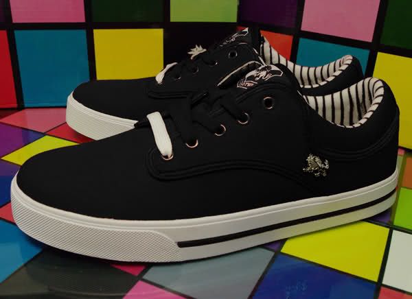 Vlado Spectro 3 (Black w/ White Sole)  