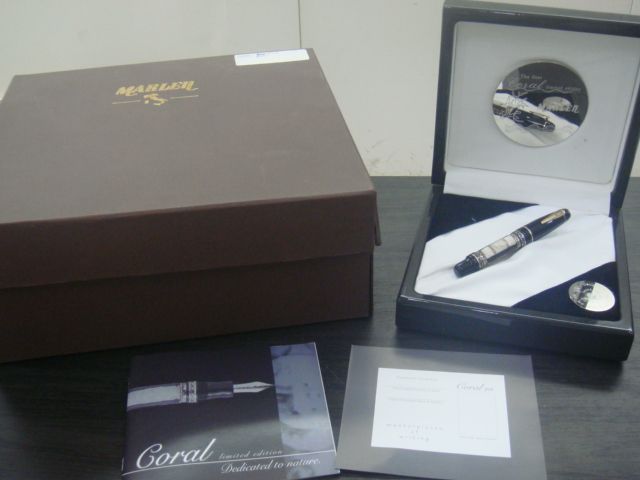 MARLEN CORAL LIMITED EDITION WHITE MASK FOUNTAIN PEN  