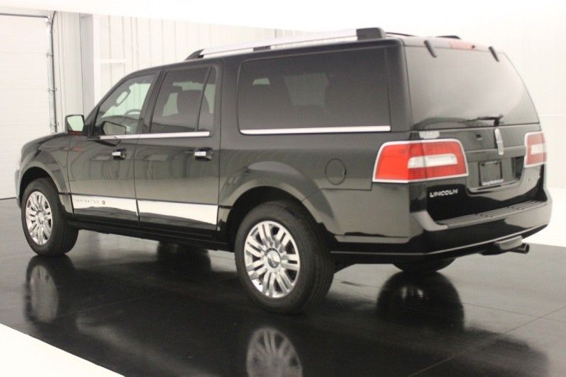 Lincoln  Navigator L 2WD in Lincoln   Motors