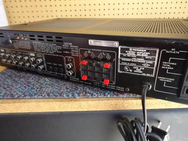 PIONEER SA 930 STEREO AMPLIFIER Made in Japan  