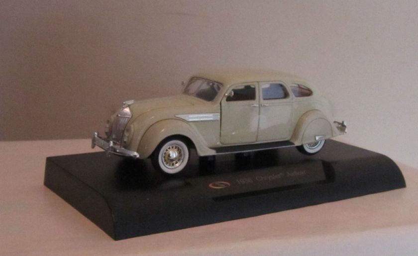   Airflow 4dr Sedan, Signature Models, Made in China, 1/32 scale  