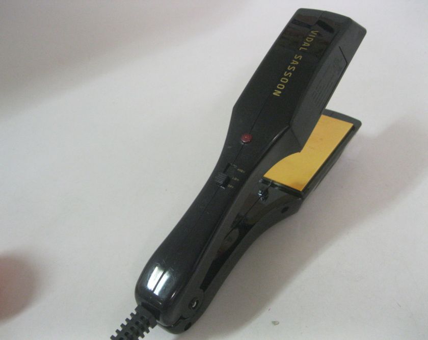 VIDAL SASSOON VS129 I STRAIGHTENER 2 HIGH HEAT  