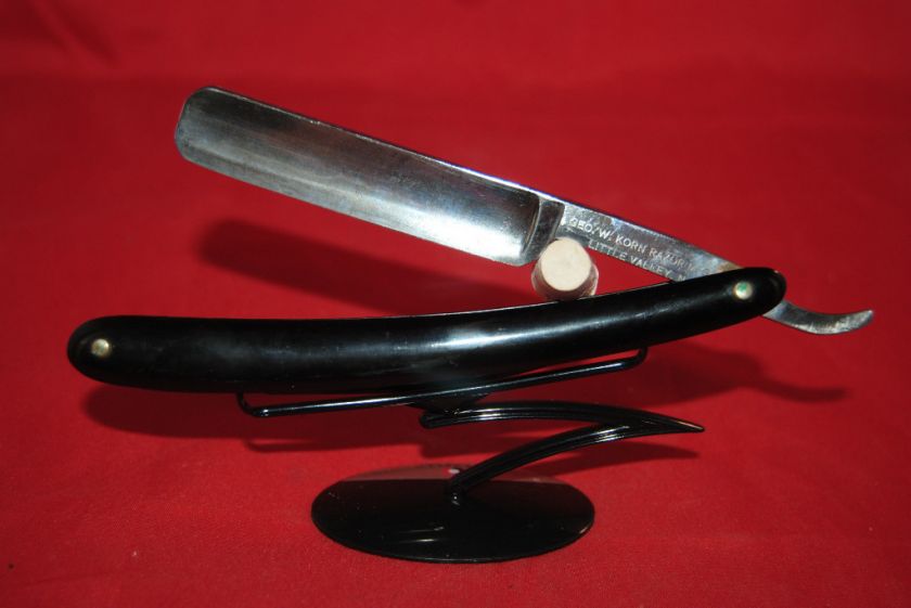 Vintage GEO. W. KORN RAZOR MFG. 5/8 Straight Razor  