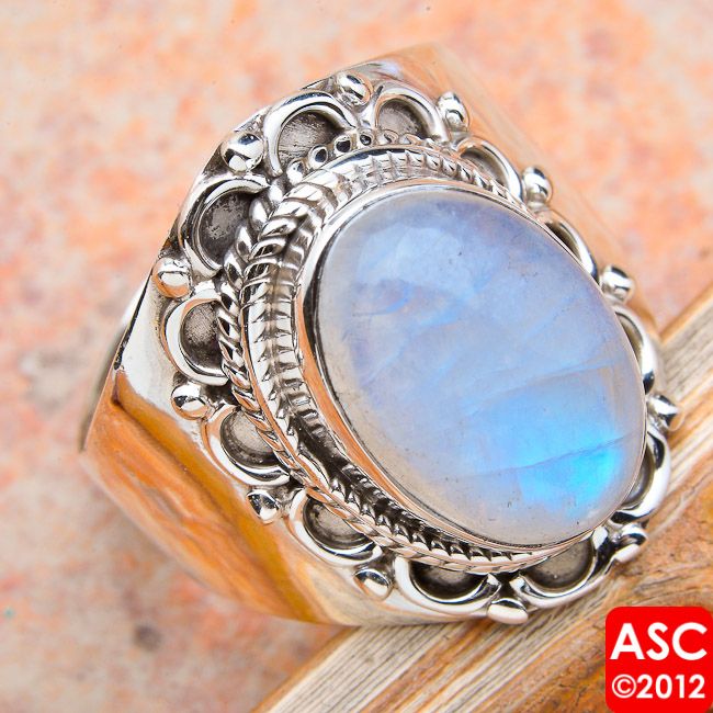 RAINBOW MOONSTONE .925 SILVER RING SIZE 7 3/4  