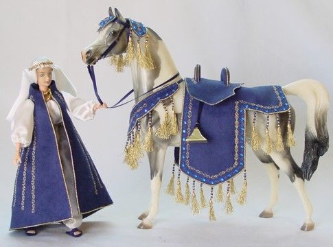 Model Horse Arabian Costumes Pattern Book  