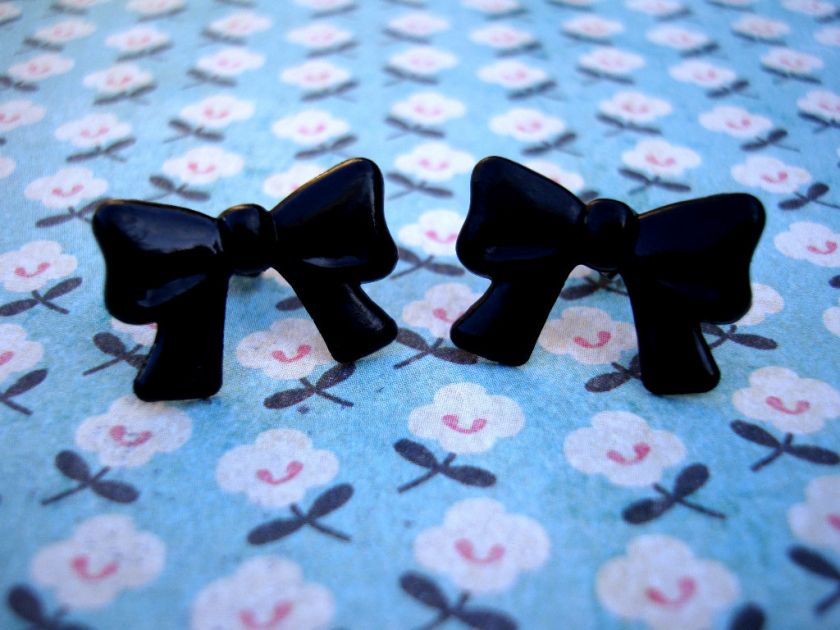 FUNKY BLACK BOW EARRINGS CUTE KITSCH RETRO VINTAGE ♥  