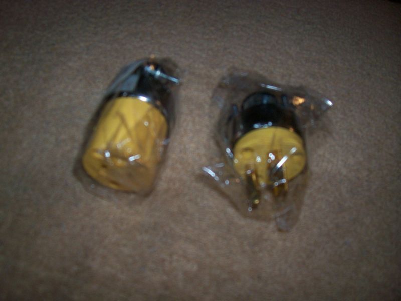 Pair heavy duty extension cord plug ends  