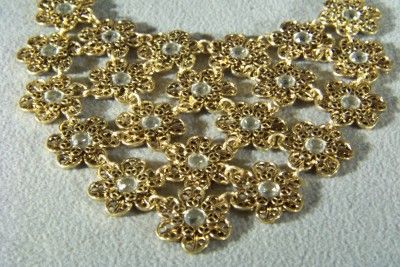 GOLD TONE FLORAL LINK RHINESTONE BIB DANGLE NECKLACE  