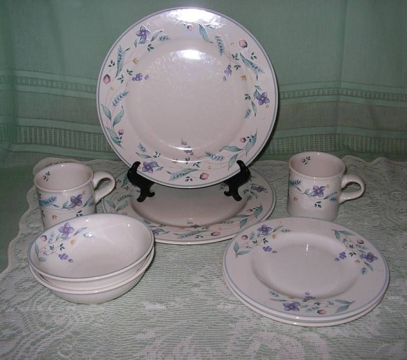 Pfaltzgraff Stoneware April Dinner Set 8 pc Floral Aqua  