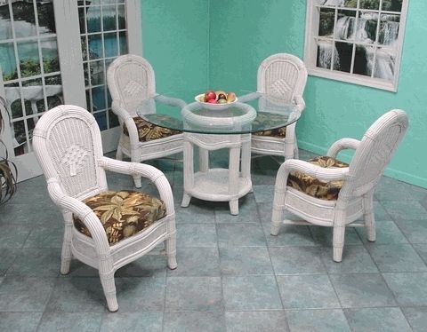 New Indoor Wicker Furniture Cancun Dining Set of Five  